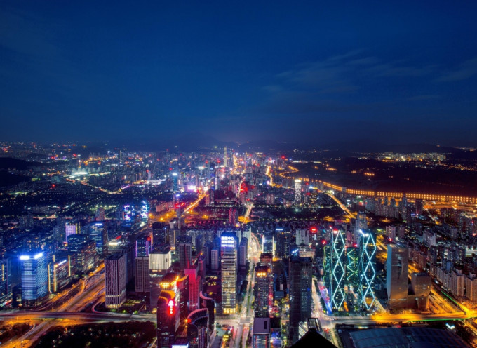 今年二月深圳已推出《推進粵港澳大灣區建設二○二一年工作要點》。