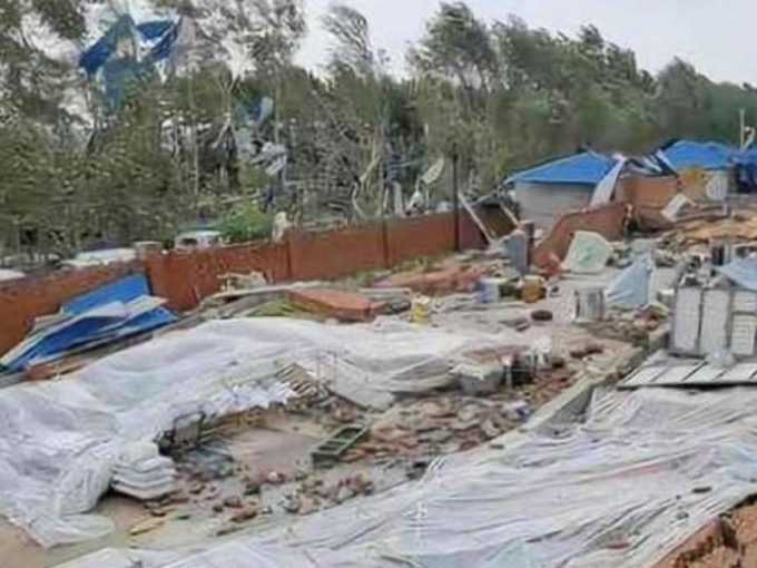 黑龍江綏化北林區西部地區一些鄉鎮遭遇龍捲風襲擊。(網圖)