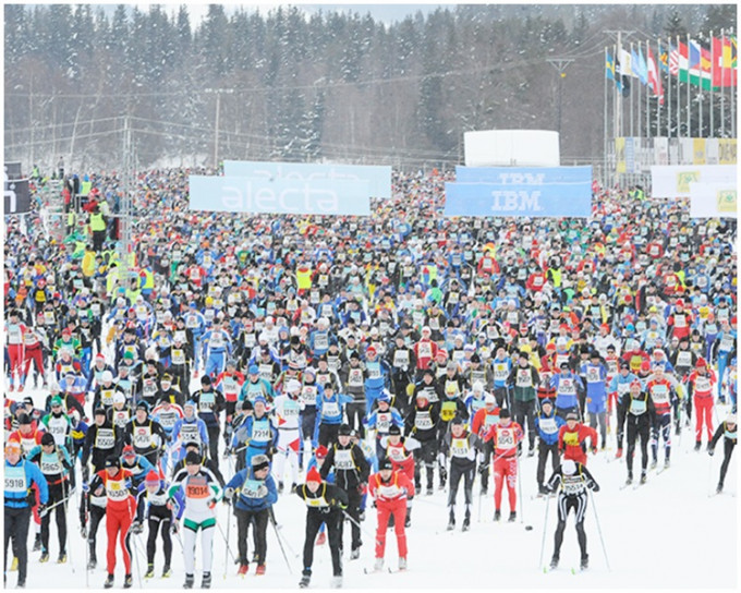 从瑞典引进中国长春的瓦萨国际滑雪节已成为中国冰雪文化和世界冰雪文化对接的桥梁。资料图片