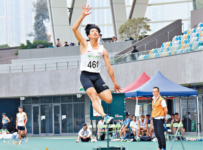 林銘夫於男子跳遠造出7.81米奪冠。