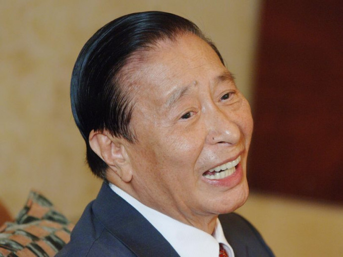 李兆基一度被誉为「亚洲股神」及「香港巴菲特」。