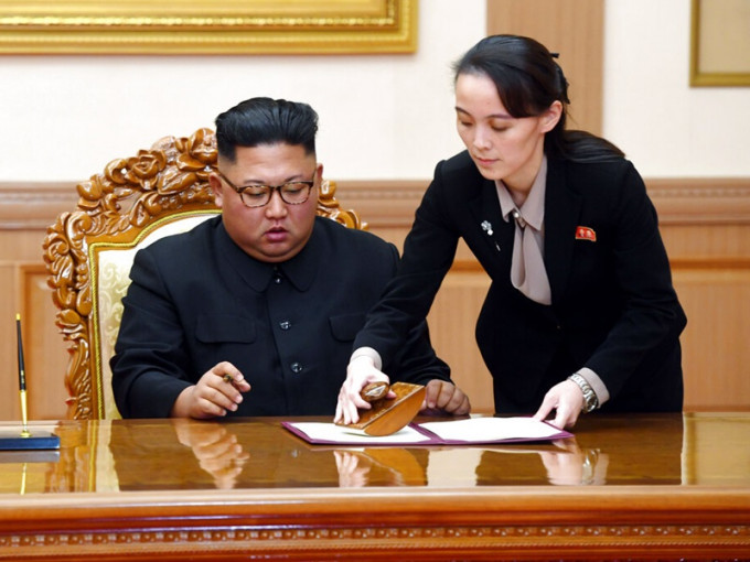 南韓國會稱金與正可能成為正式繼承人，需待金正恩公開任命。AP資料圖片
