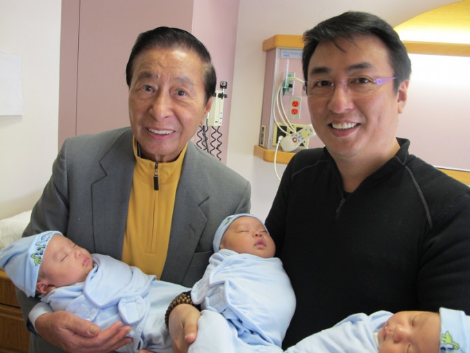 长子李家杰2010年为「四叔」一次过添三名男孙。资料图片