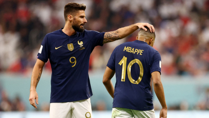法國在世界盃起用基奧特（左）作柱躉中鋒，屬明智之舉。Reuters