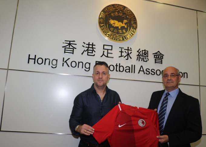前關島和中華台北的英籍教練加利韋特接任港足教練一職 王嘉豪攝
