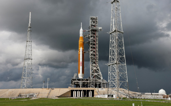 新一代征月火箭「太空发射系统」改期于周六发射。REUTERS
