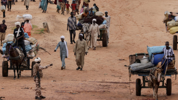 蘇丹難民逃往鄰國乍得。 路透社