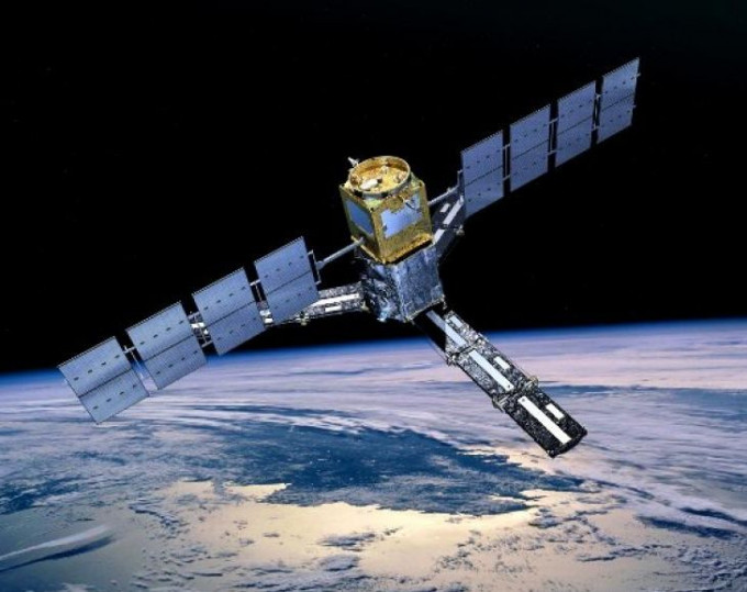 美国国务院一名官员指俄罗斯去年发射的一枚神秘人造卫星的行为异常，质疑俄方是否在发展太空武器。网图