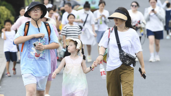 浙江全省除杭州市區外全面取消落戶限制政策。(新華社)