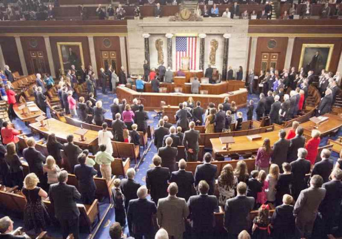 美国众议院现时有大约四分之一是女议员。AP
