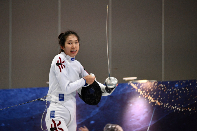 江旻憓夺香港公开剑击锦标赛女子重剑冠军。