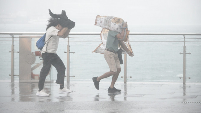 天文台｜黃色暴雨警告信號取消 紅雨歷時逾一小時