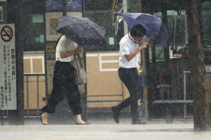 预测周末日本关东地区风雨增强。AP资料图片