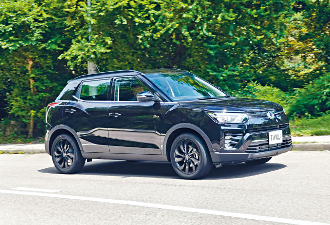 Tivoli新版改用1.5 Turbo引擎,配合6速棍波,滿載活潑動感,車價$238,000起。