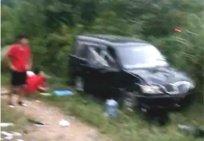 杭州有劇組拍攝撞車戲時出車禍。網上圖片