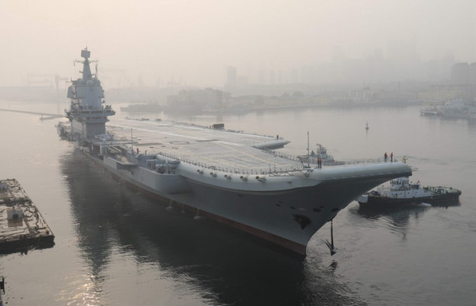 约霍表示，中国不应再被视为发展中国家，「这个国家是世界第二大经济体。他们建造了五艘航空母舰」。