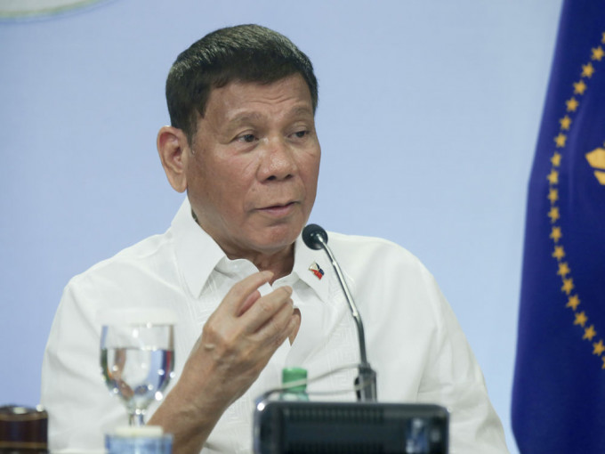 菲律宾总统下令不正确戴口罩者可被拘留9小时。