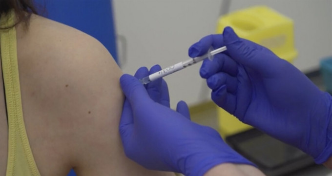 牛津疫苗有效度達到70%。AP資料圖片