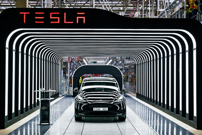 路透報道，Tesla暫時降低部分Model Y在美國的售價。