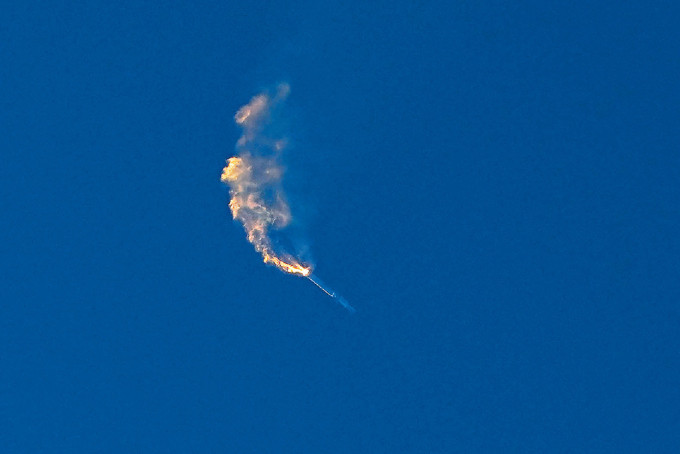 ■SpaceX制造史上最大火箭「星舰」，升空不足4分钟爆炸。