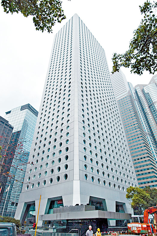 置地旗下中环怡和大厦高层两全层，获景顺投资承租逾三万尺楼面。