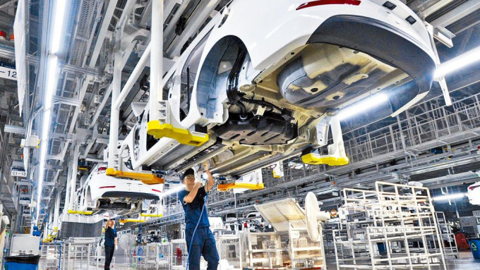 2021年12月財新中國製造業採購經理指數（PMI）錄得50.9，重回擴張區間。