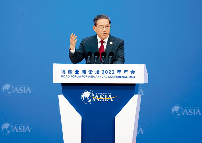 李強首以國務院總理新身分出席國際性論壇，他指中國經濟指標向好，將持續改革開放。