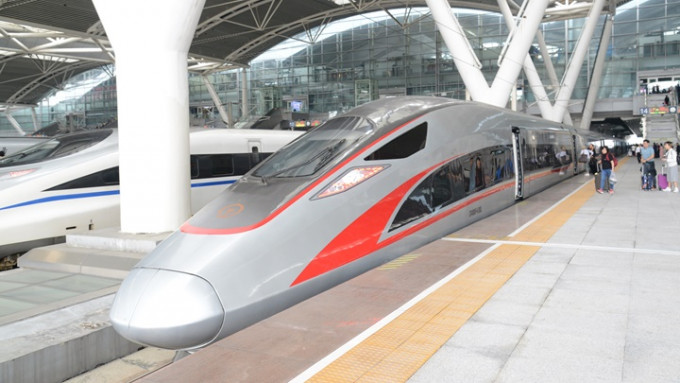 內地高鐵訂票網站一度出現明年的北京赴港列車班次。資料圖片