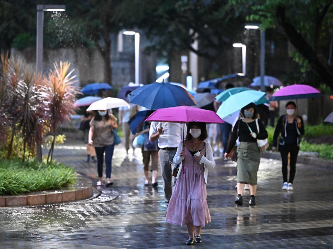 天文台取消黄色暴雨警告信号。