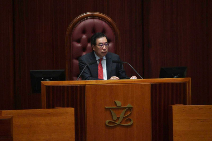 立法會主席梁君彥預料，今日可完成審議撥款條例草案。