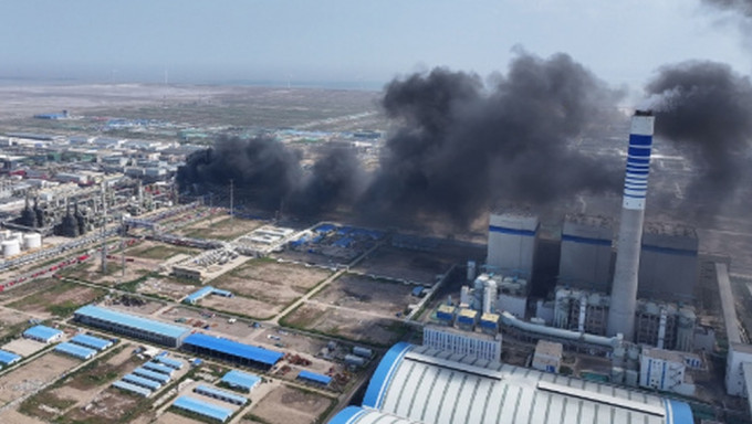 天津一化工廠起火，已致7傷1失蹤。