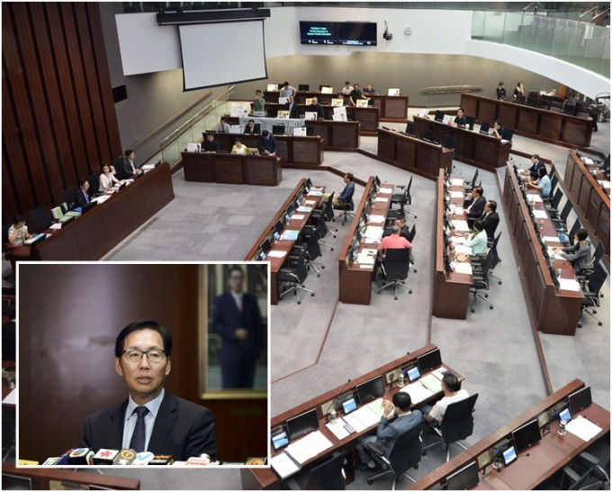 陳健波促請議員們在19日的會議上要平復心情。