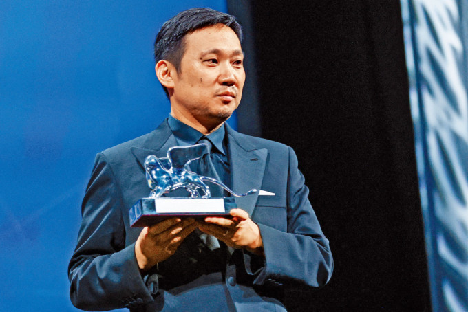 滨口龙介凭《邪恶根本不存在》夺得评审团大奖，完成夺取3大影展加奥斯卡奖项大满贯。