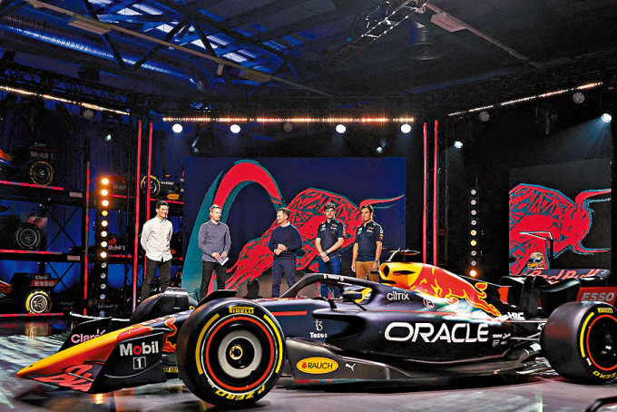 紅牛車隊新戰車亮相 星島日報 紅牛車隊新戰車亮相 星島日報