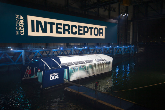 The Interceptor是一種可擴展的大型設備。  AP