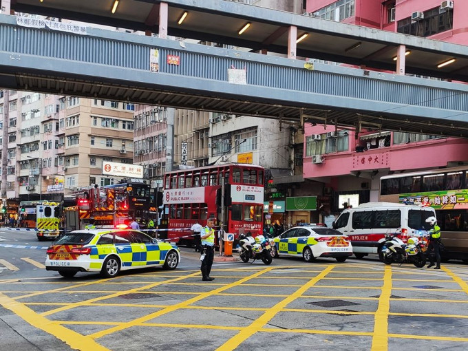 筲箕灣發生交通意外。香港突發事故報料區網民George Tao‎ 圖片