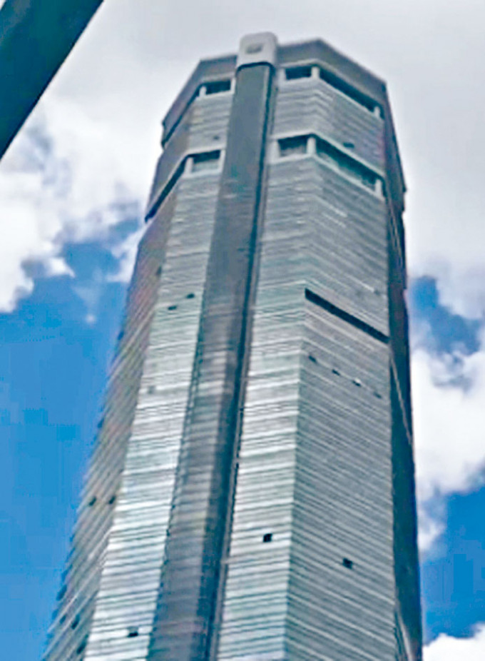 深圳賽格大廈昨午發生搖晃。