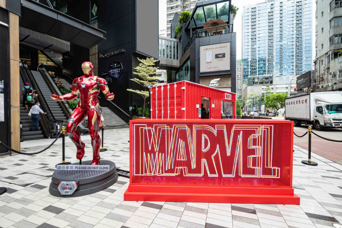 于THE FOREST的Marvel期间限定店有1:1铁甲奇侠、洛基等打卡热点。