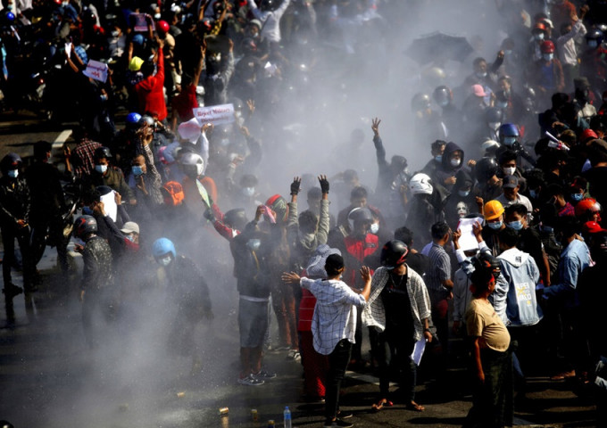 緬甸連日爆發示威，抗議軍事政變。AP