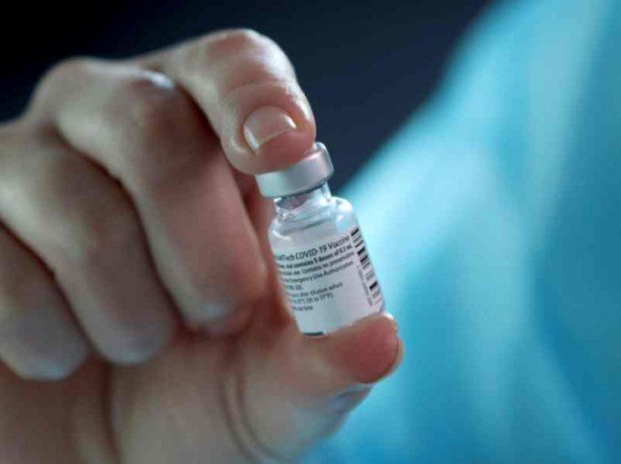 挪威目前已為至少4.2萬人接種首劑疫苗。AP