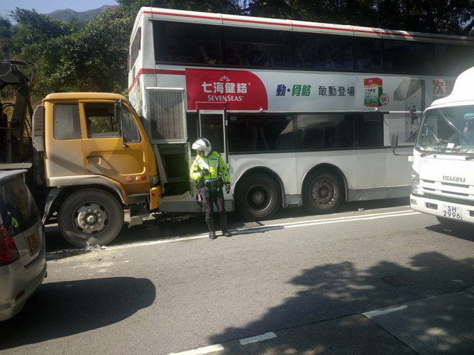 香港突發事故報料區FB圖片