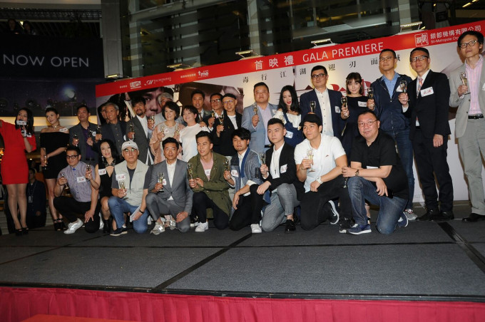 林家栋、谭耀文、赵硕之等出席电影《毒。诫》首映礼。