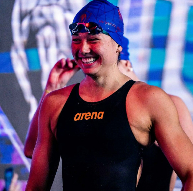 何詩蓓在強項200米自由泳游出1分50秒66封后，破盡亞洲和香港等短池紀錄，兼保持此賽三季十五戰不敗金身。網上圖片