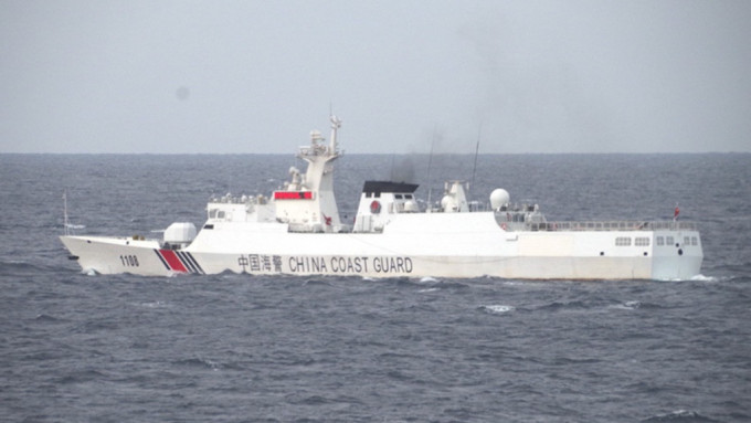 中国海警警告日方船只勿非法中国钓鱼岛领海范围。微博
