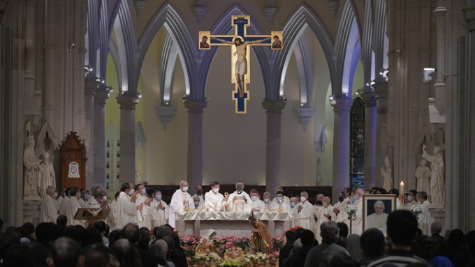 天主教香港教區為本篤十六世舉行安息彌撒。陳浩元攝