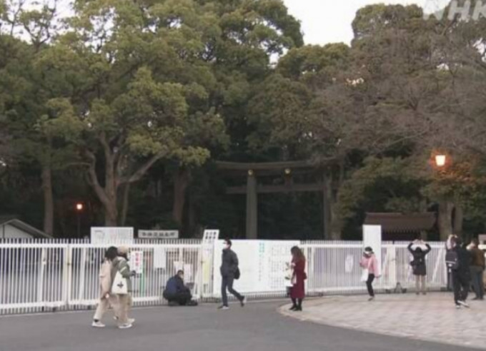 明治神宫除夕取消跨年通宵参拜提早傍晚就关门。NHK
