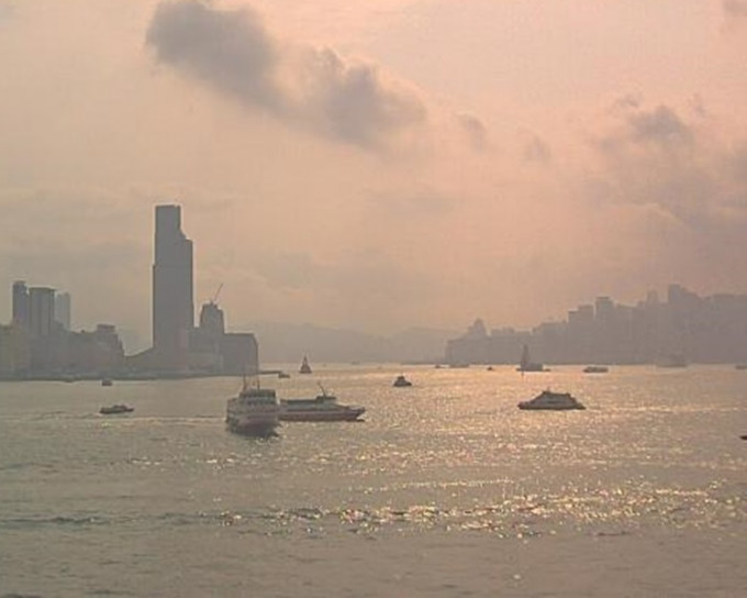 本港今日最高气温29度。天文台图片