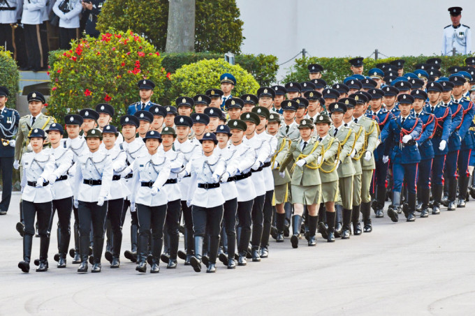 保安局轄下的6個紀律部隊，昨在香港警察學院舉行升旗儀式。