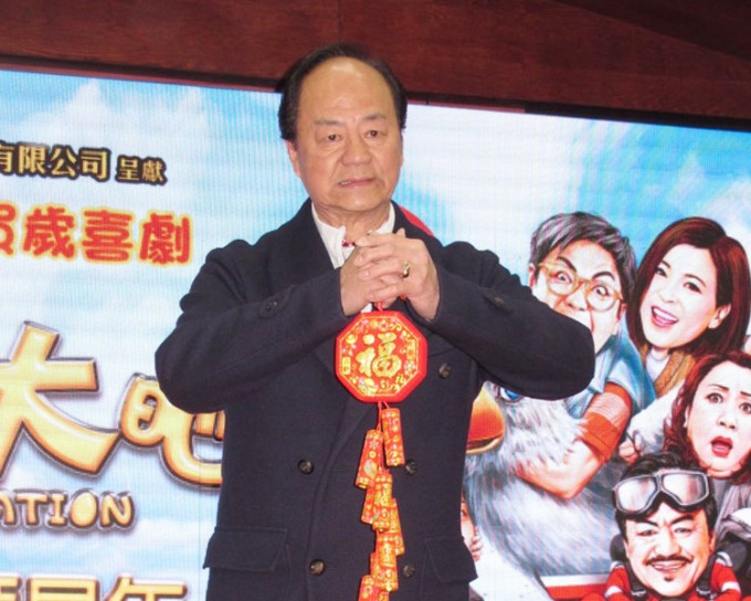 狄龙关心香港电影的走向，想影圈进步。