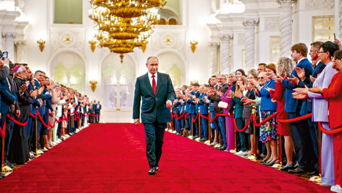 普京上周取得连任，在莫斯科参加就职典礼。 新华社